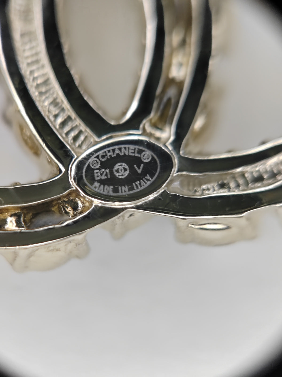 Chanel - Other - Crystal - Gold