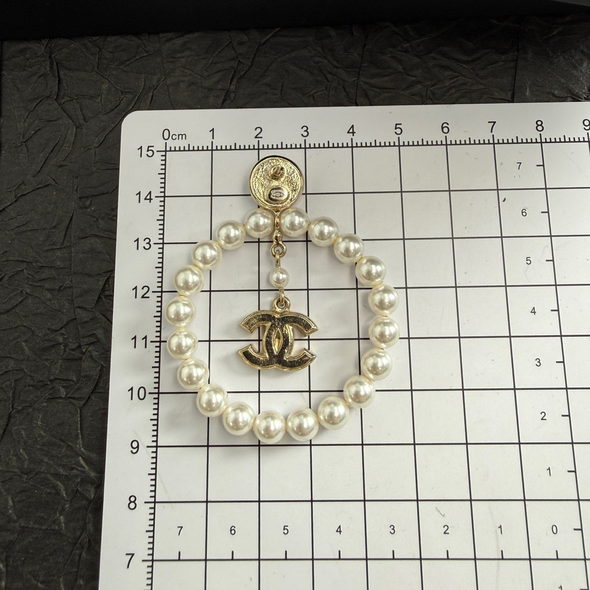 Chanel - Other - Crystal - Gold