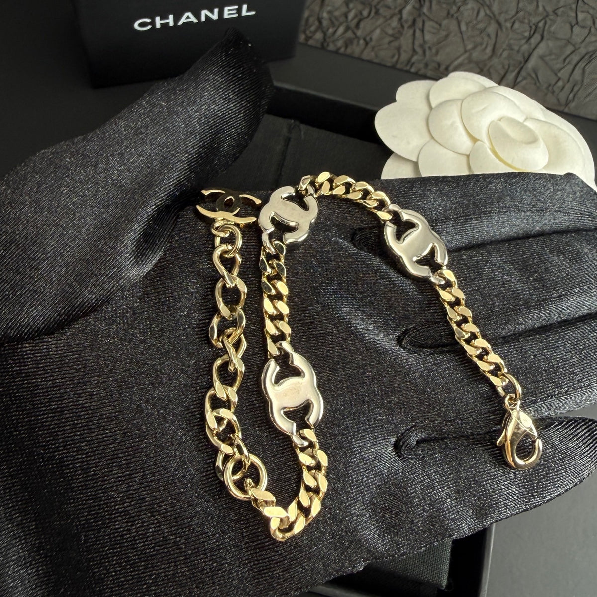 Chanel - Other - Crystal - Gold