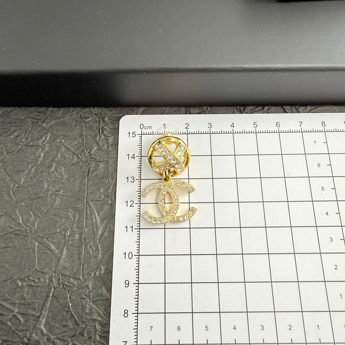 Chanel - Other - Crystal - Gold