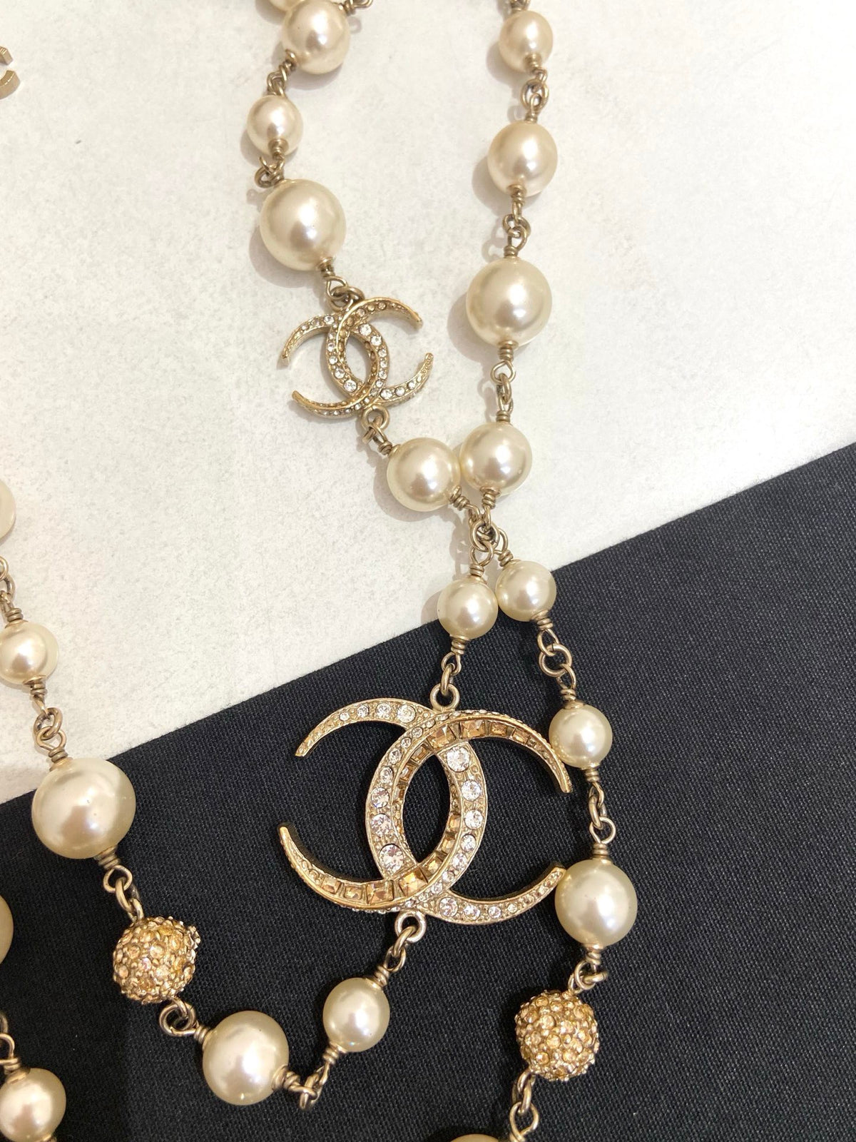 Chanel - Other - Crystal - Gold