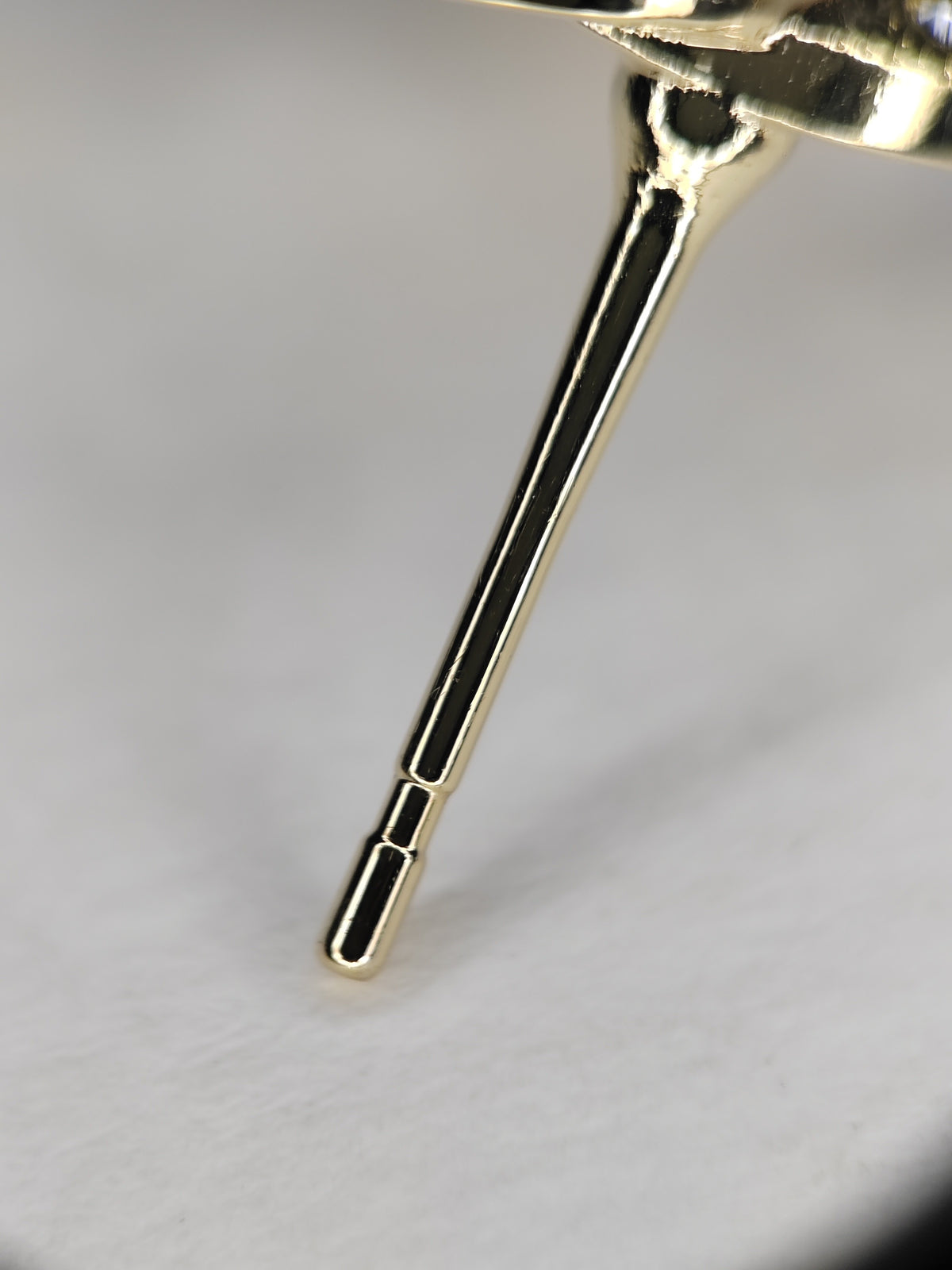 Chanel - Other - Crystal - Gold