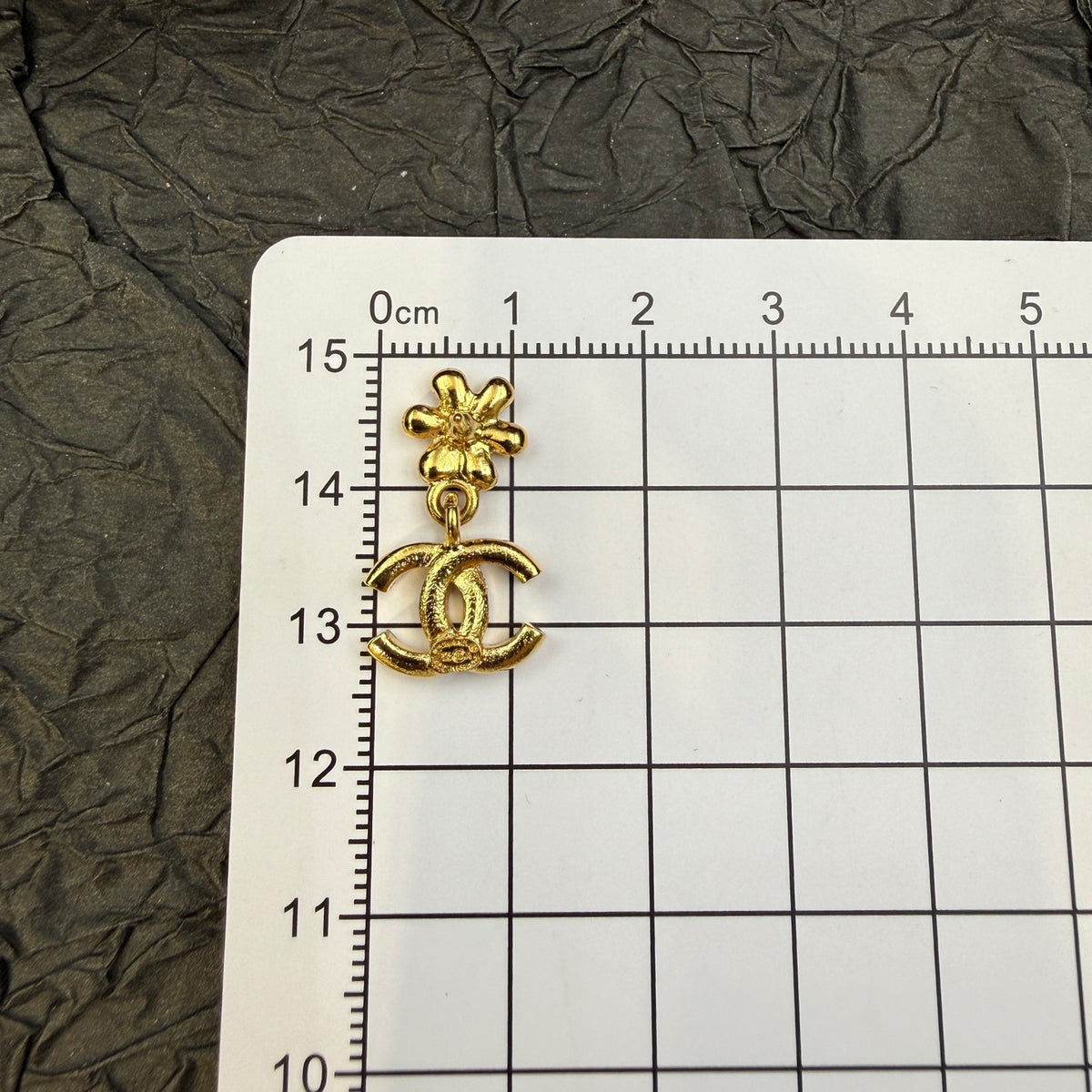 Chanel - Other - Crystal - Gold