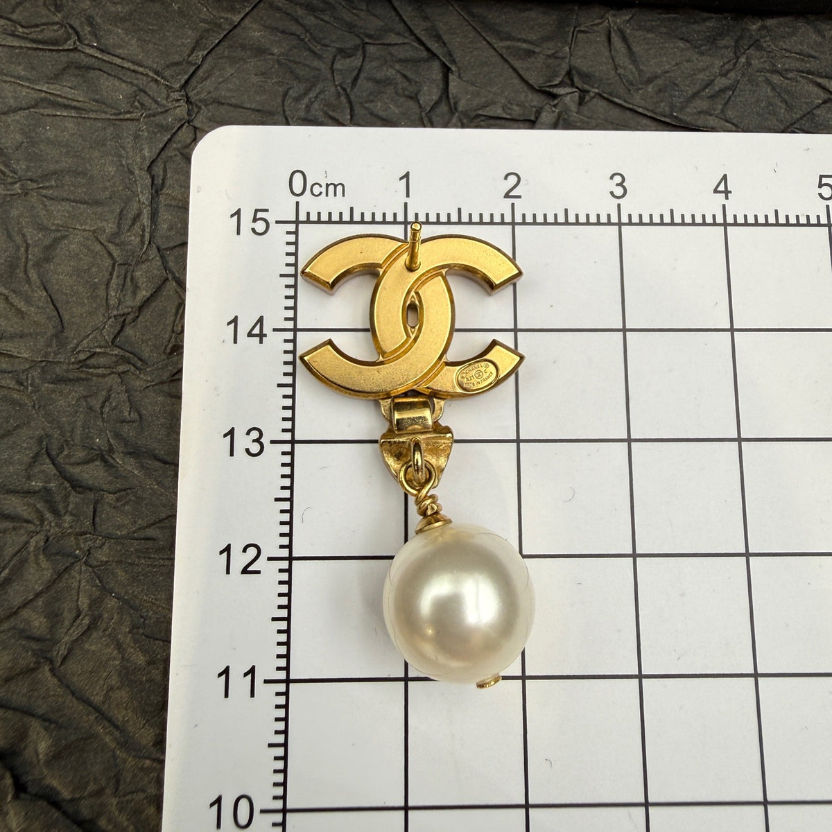 Chanel - Other - Crystal - Gold