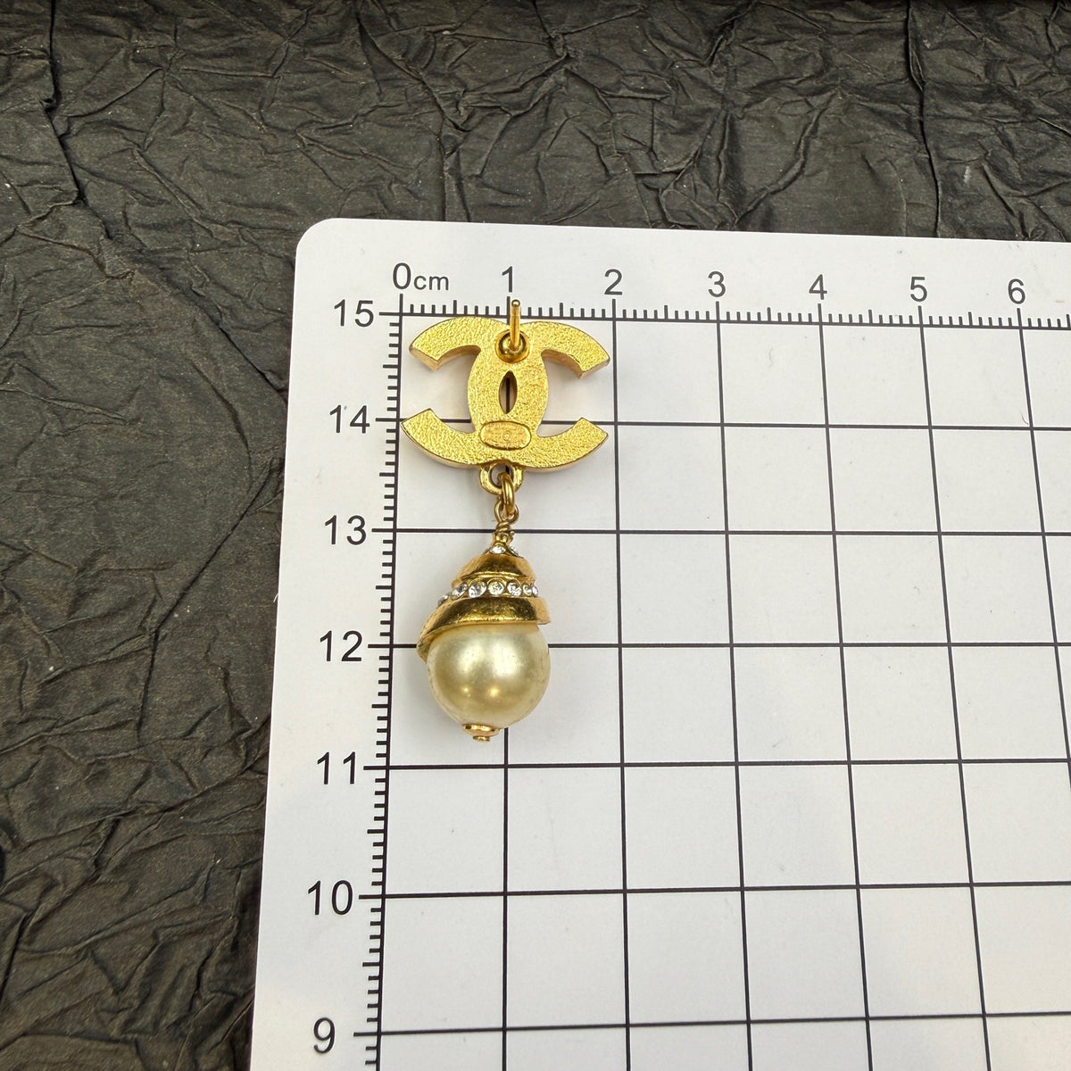 Chanel - Other - Crystal - Gold