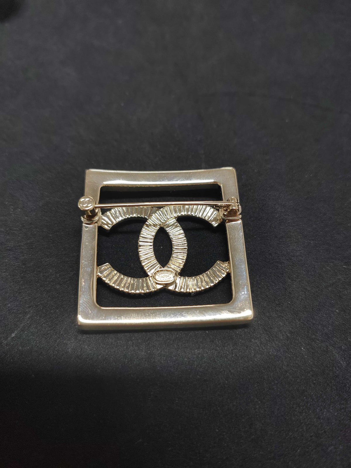Chanel - Other - Crystal - Gold
