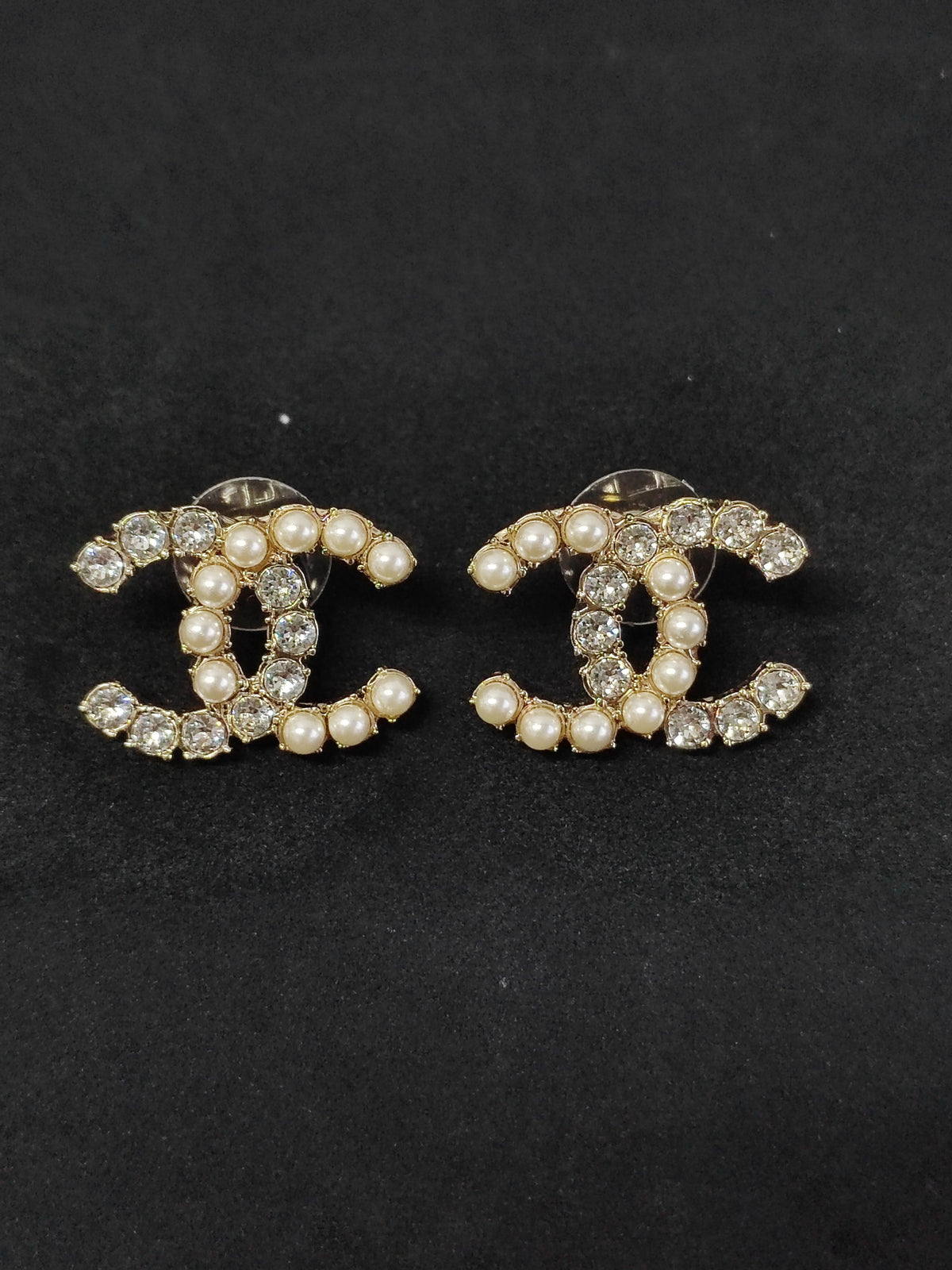 Chanel - Other - Crystal - Gold