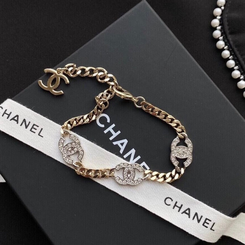 Chanel - Other - Crystal - Gold