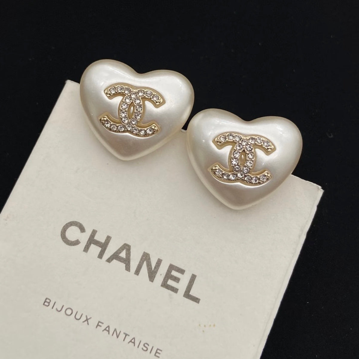 Chanel - Other - Crystal - Gold