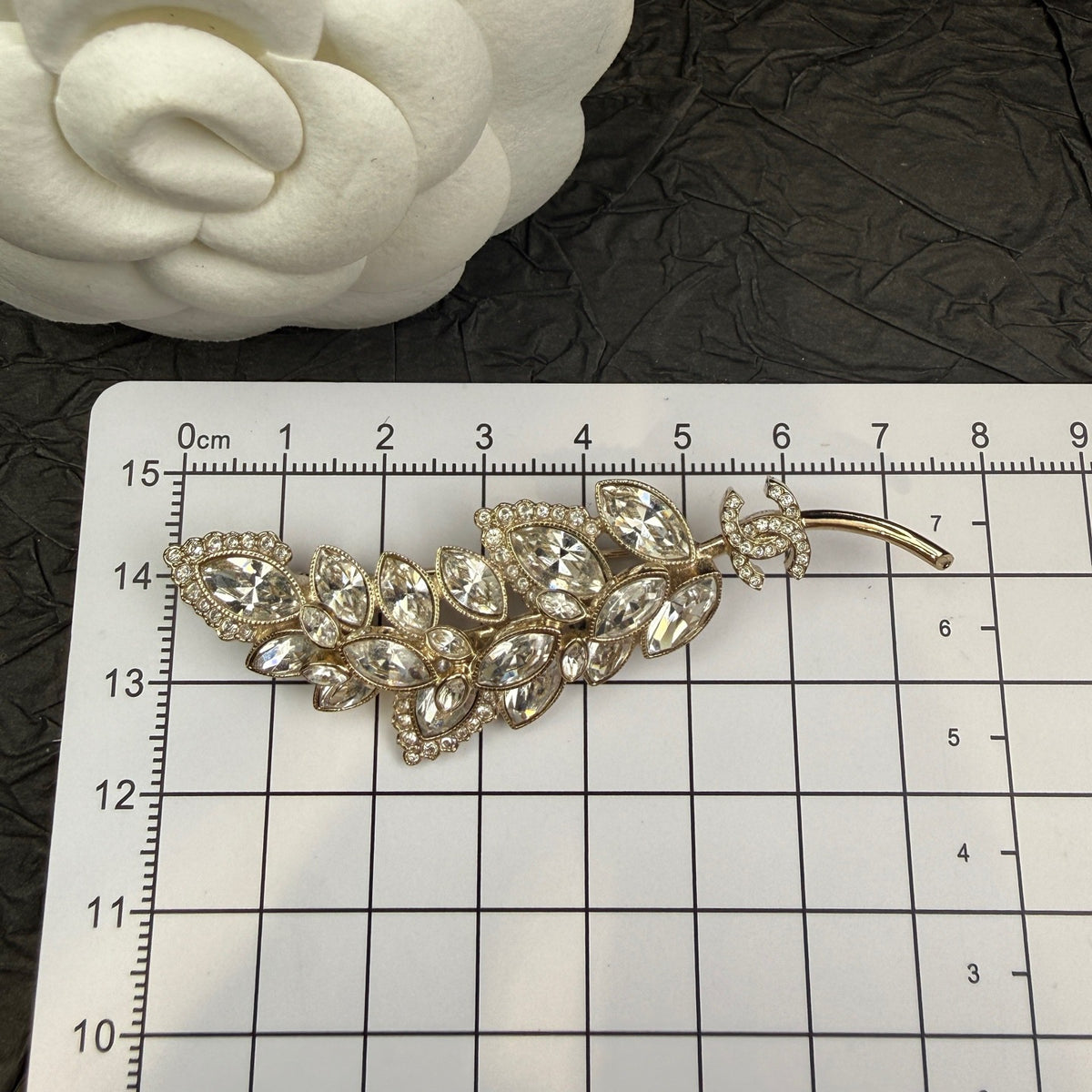 Chanel - Other - Crystal - Gold
