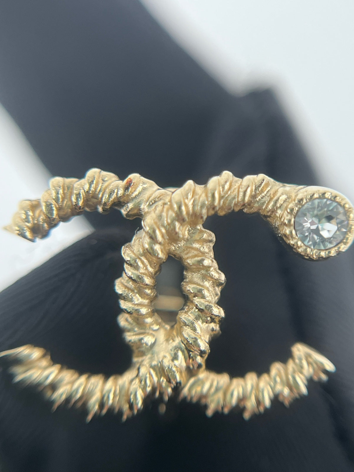 Chanel - Other - Crystal - Gold