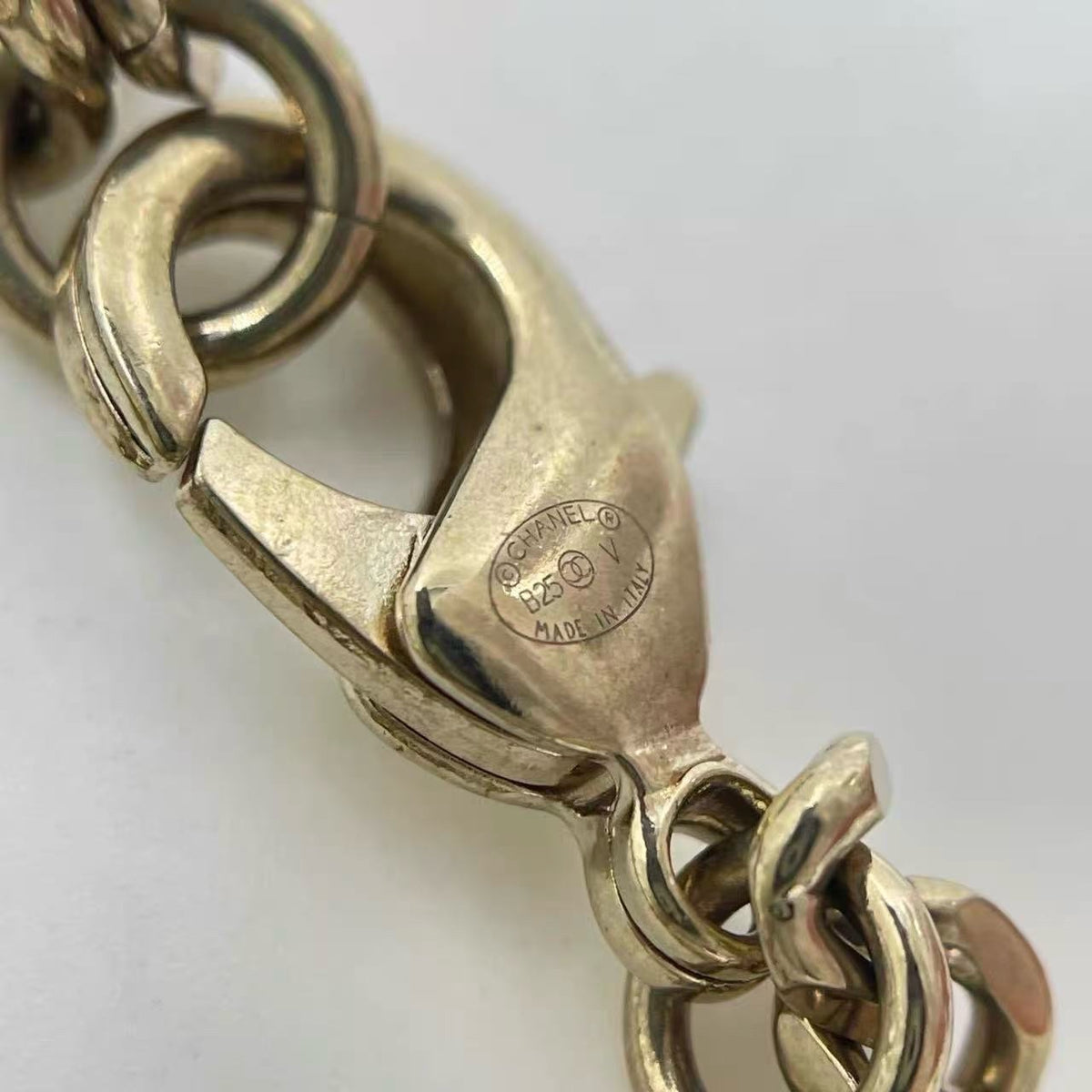 Chanel - Other - Crystal - Gold