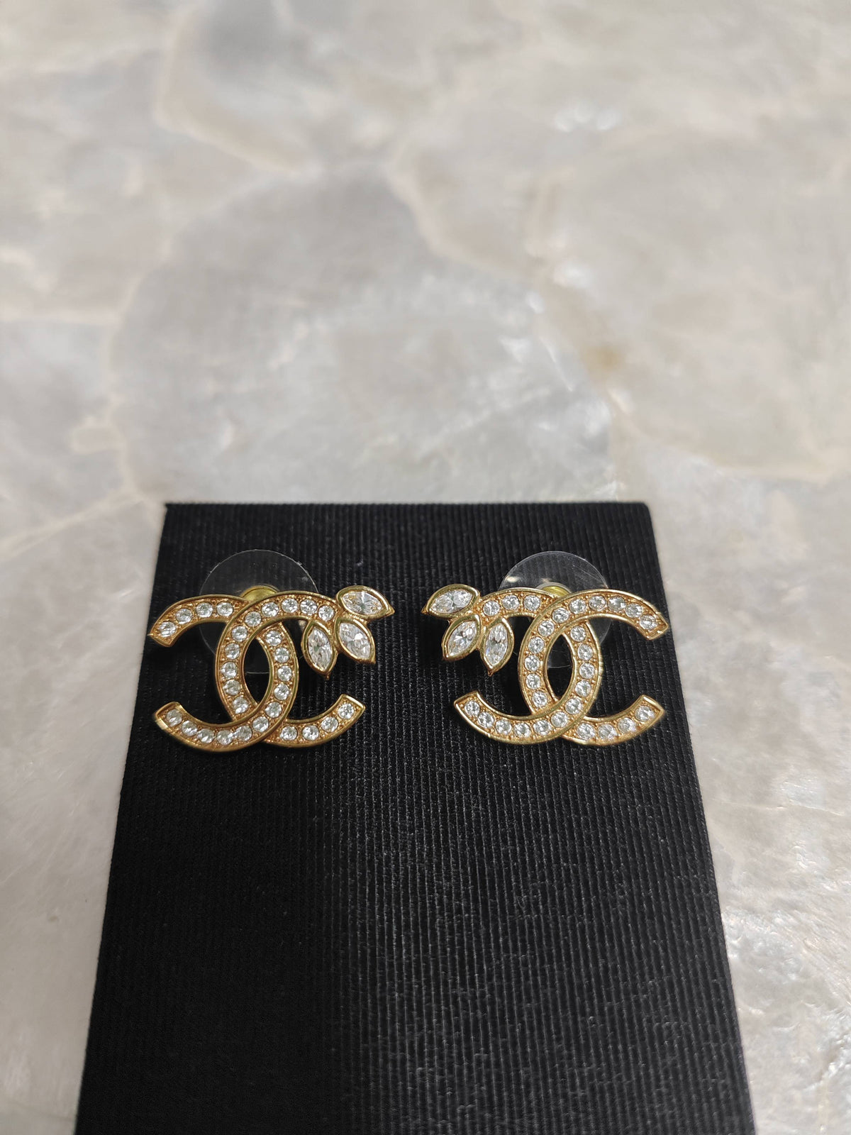 Chanel - Other - Crystal - Gold