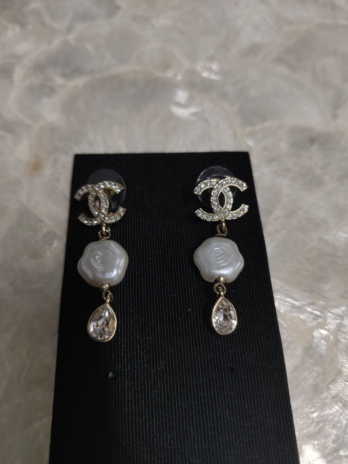 Chanel - Other - Crystal - Gold