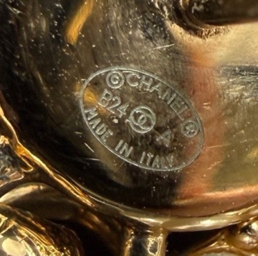 Chanel - Other - Crystal - Gold