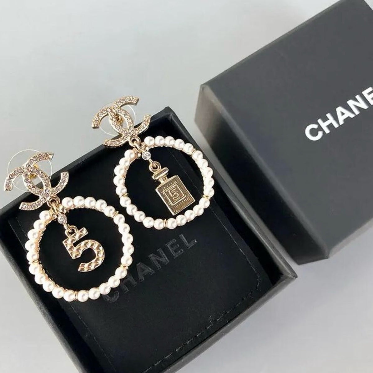 Chanel - Other - Crystal - Gold