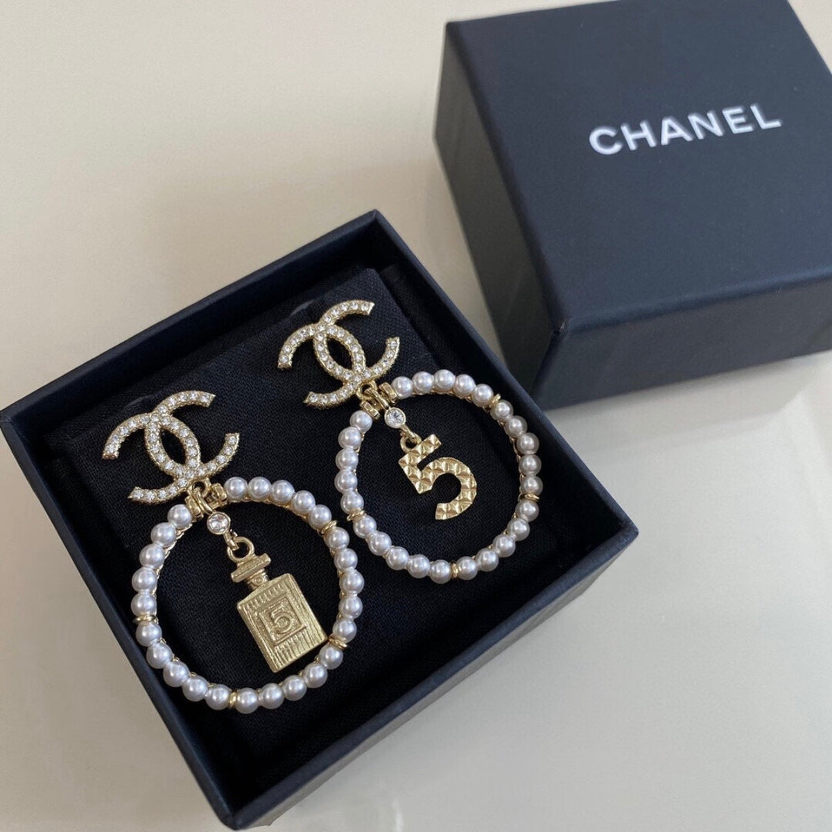 Chanel - Other - Crystal - Gold