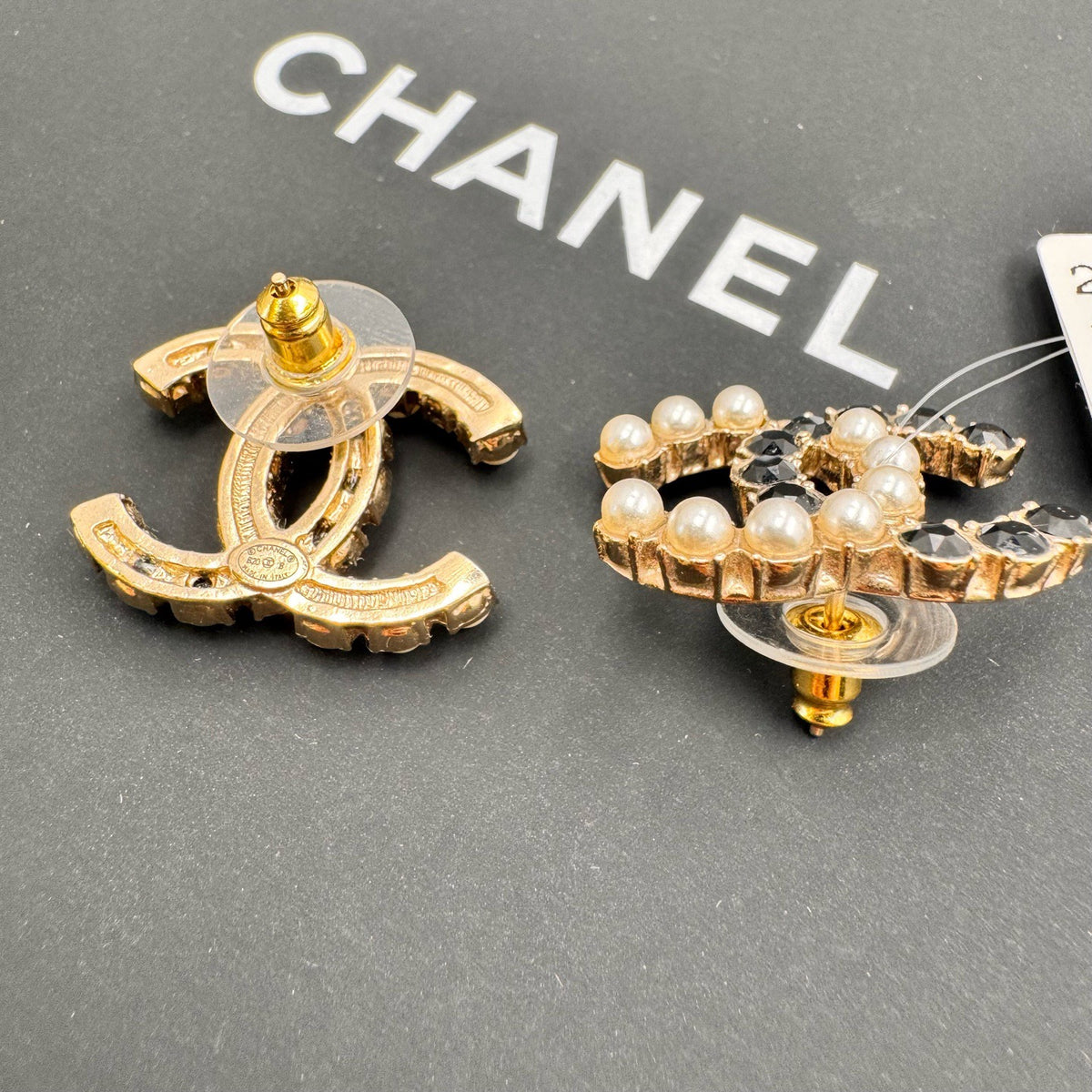 Chanel - Other - Crystal - Gold