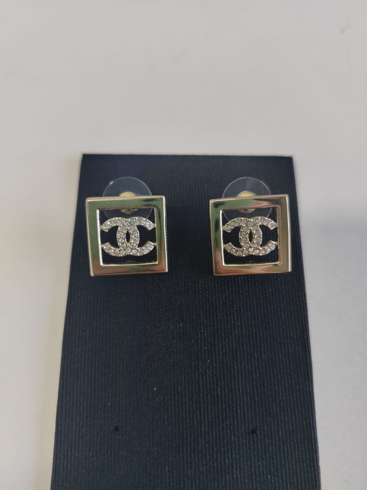 Chanel - Other - Crystal - Gold