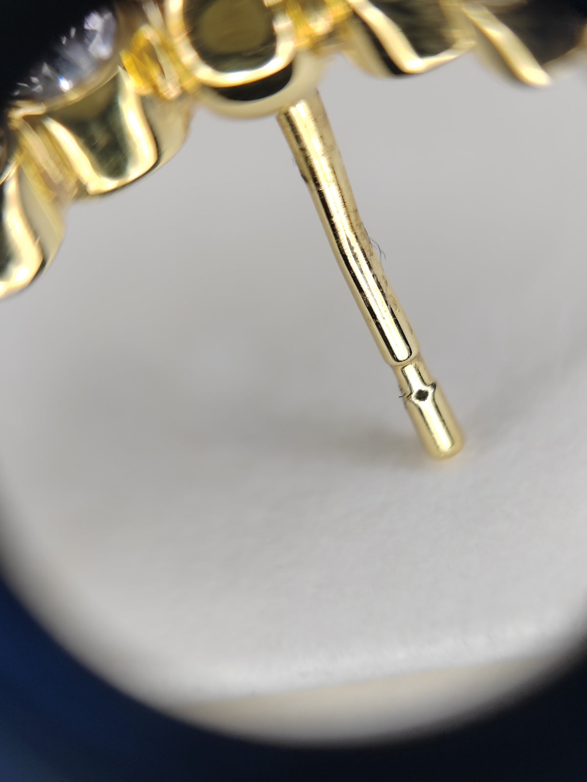 Chanel - Other - Crystal - Gold