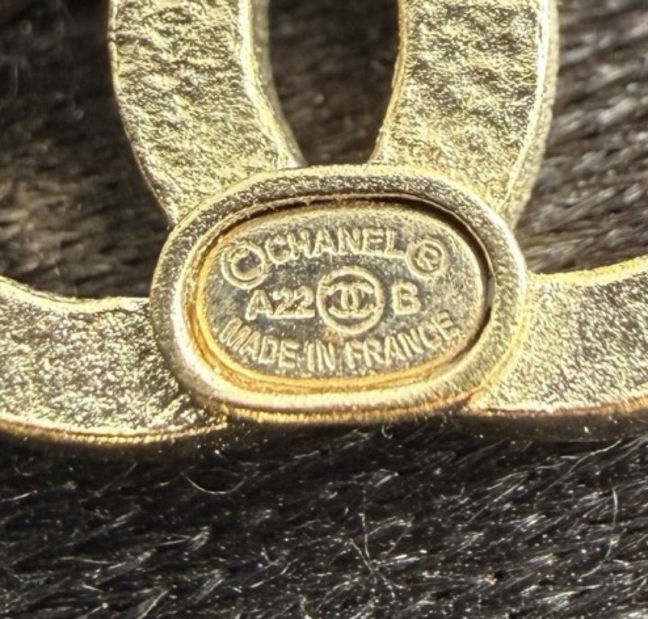 Chanel - Other - Crystal - Gold