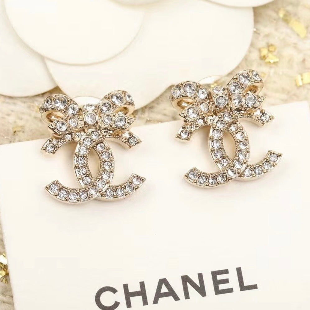 Chanel - Other - Crystal - Gold