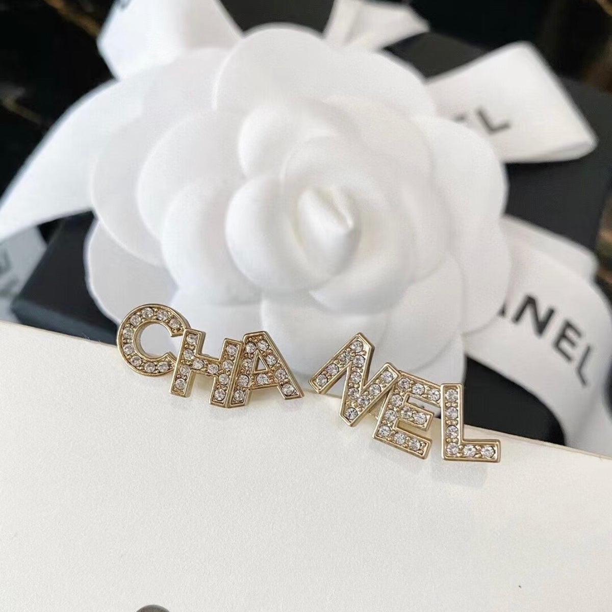 Chanel - Other - Crystal - Gold