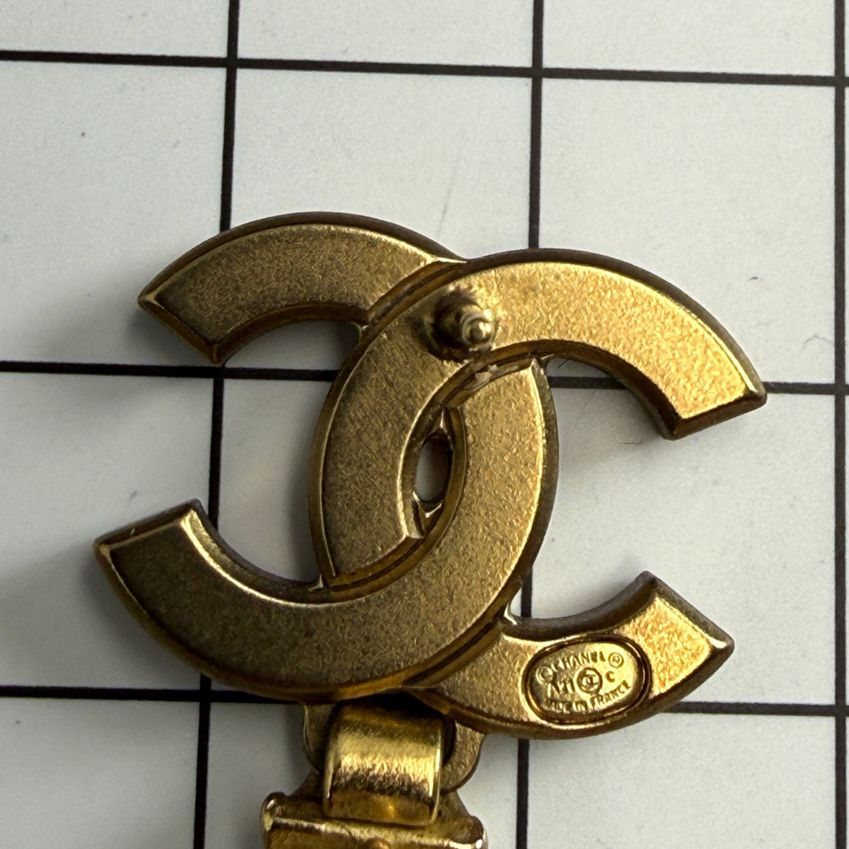 Chanel - Other - Crystal - Gold