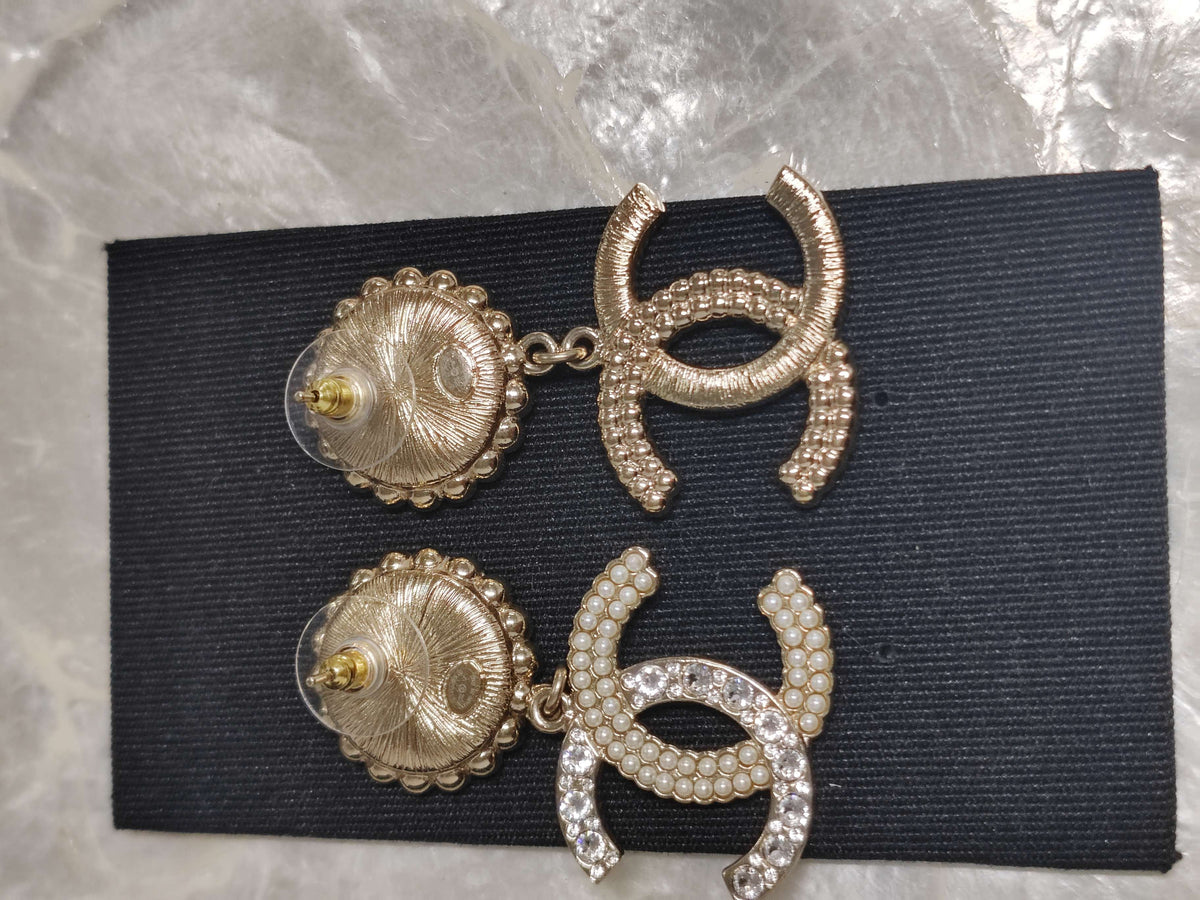 Chanel - Other - Crystal - Gold