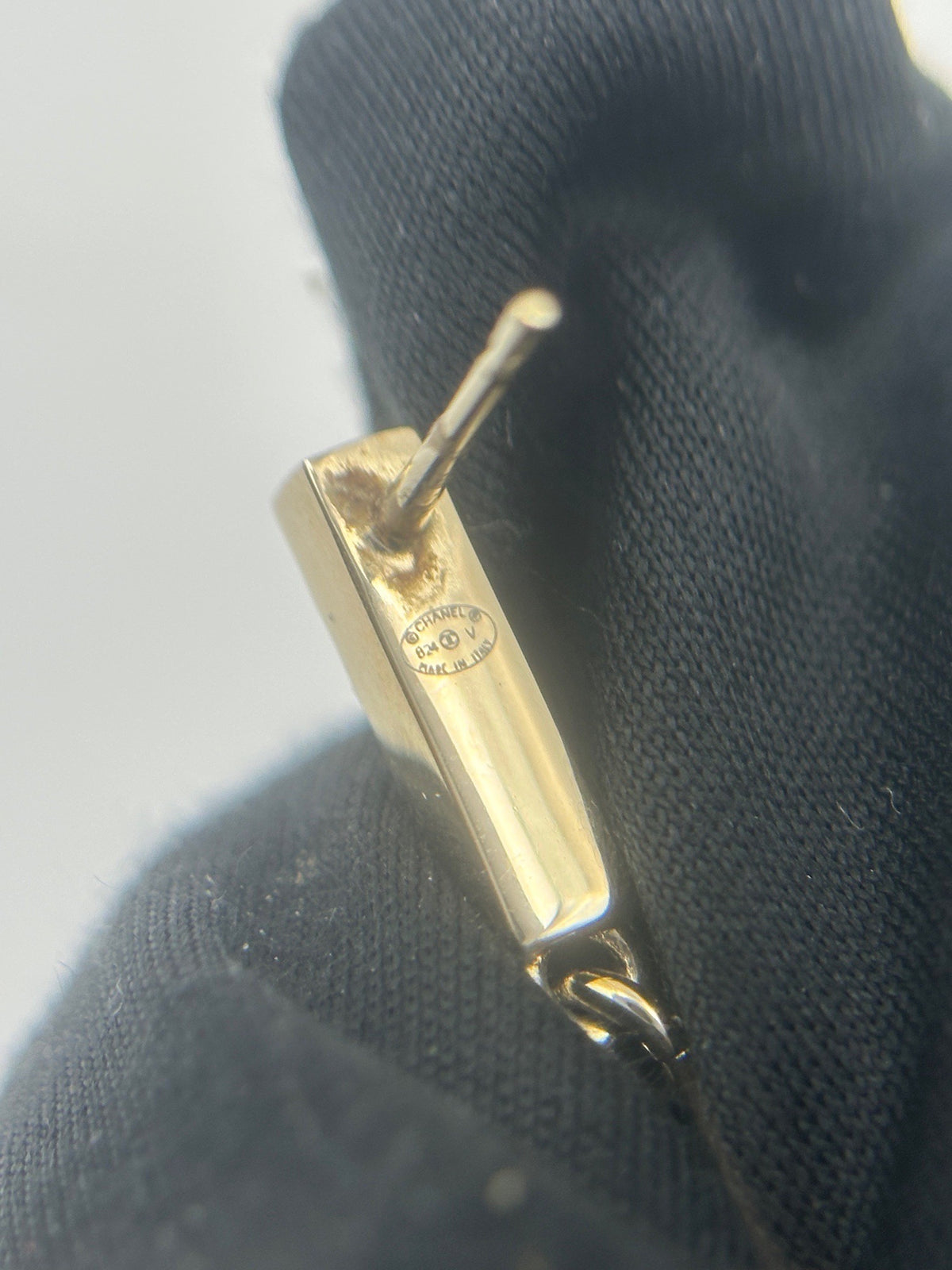 Chanel - Other - Crystal - Gold