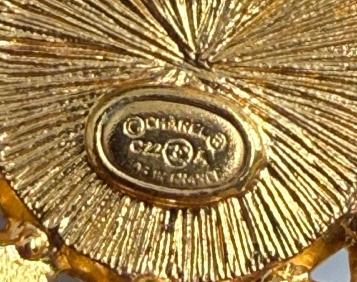 Chanel - Other - Crystal - Gold