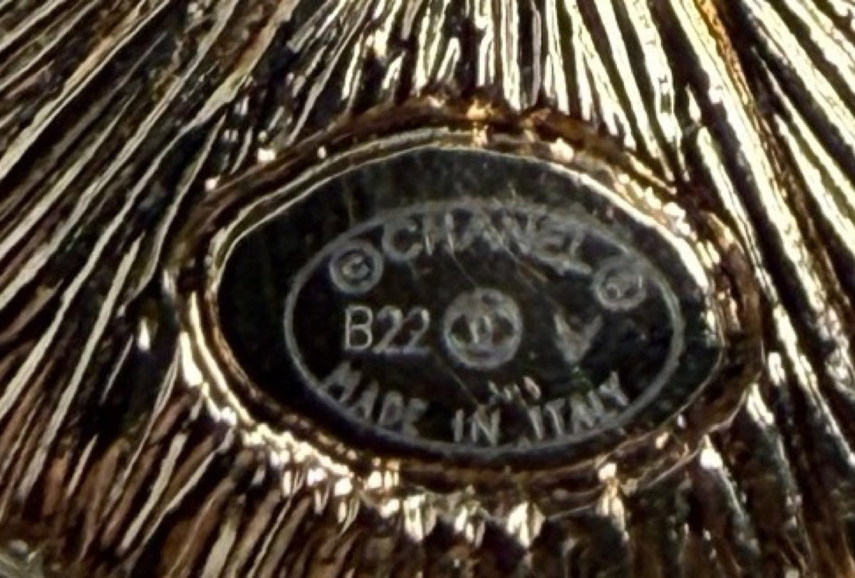 Chanel - Other - Crystal - Gold
