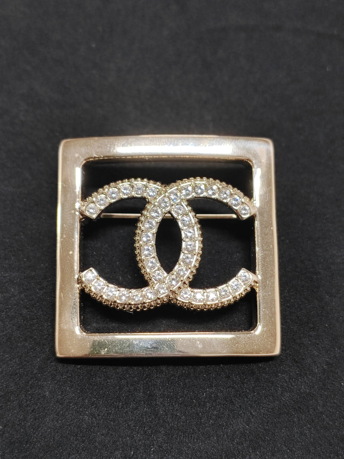 Chanel - Other - Crystal - Gold