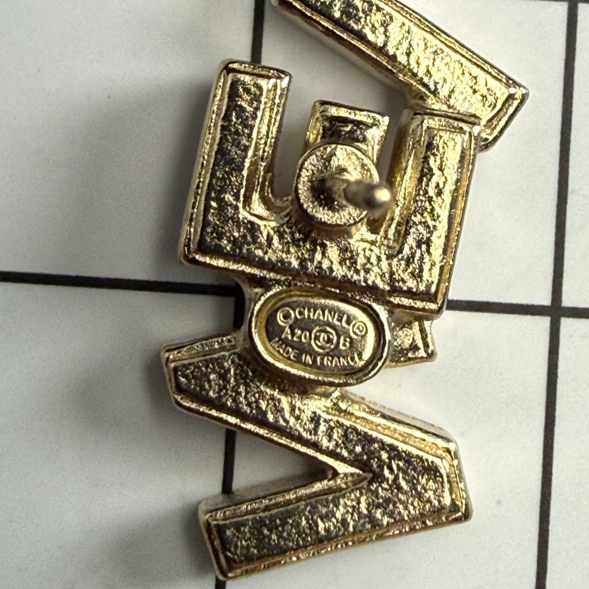Chanel - Other - Crystal - Gold