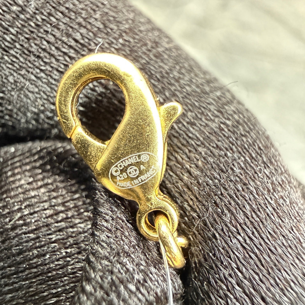 Chanel - Other - Crystal - Gold