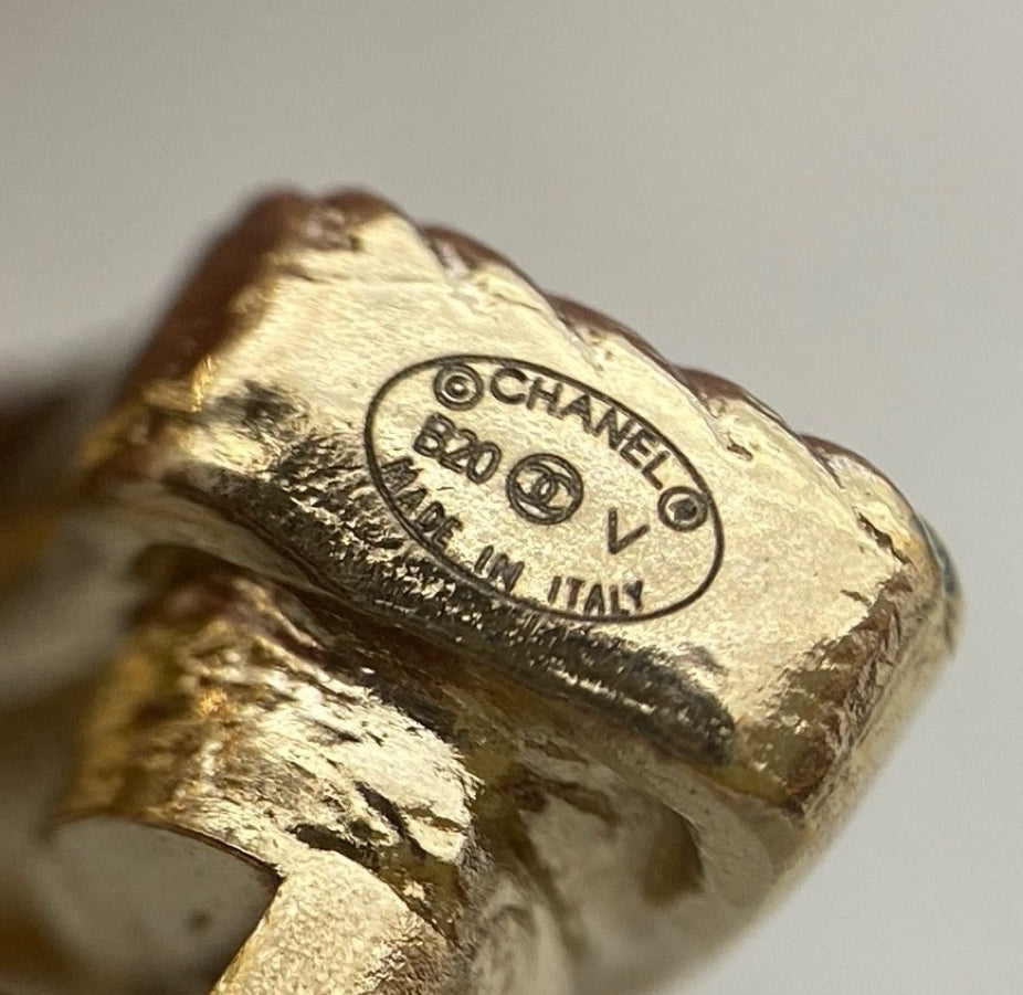 Chanel - Other - Crystal - Gold