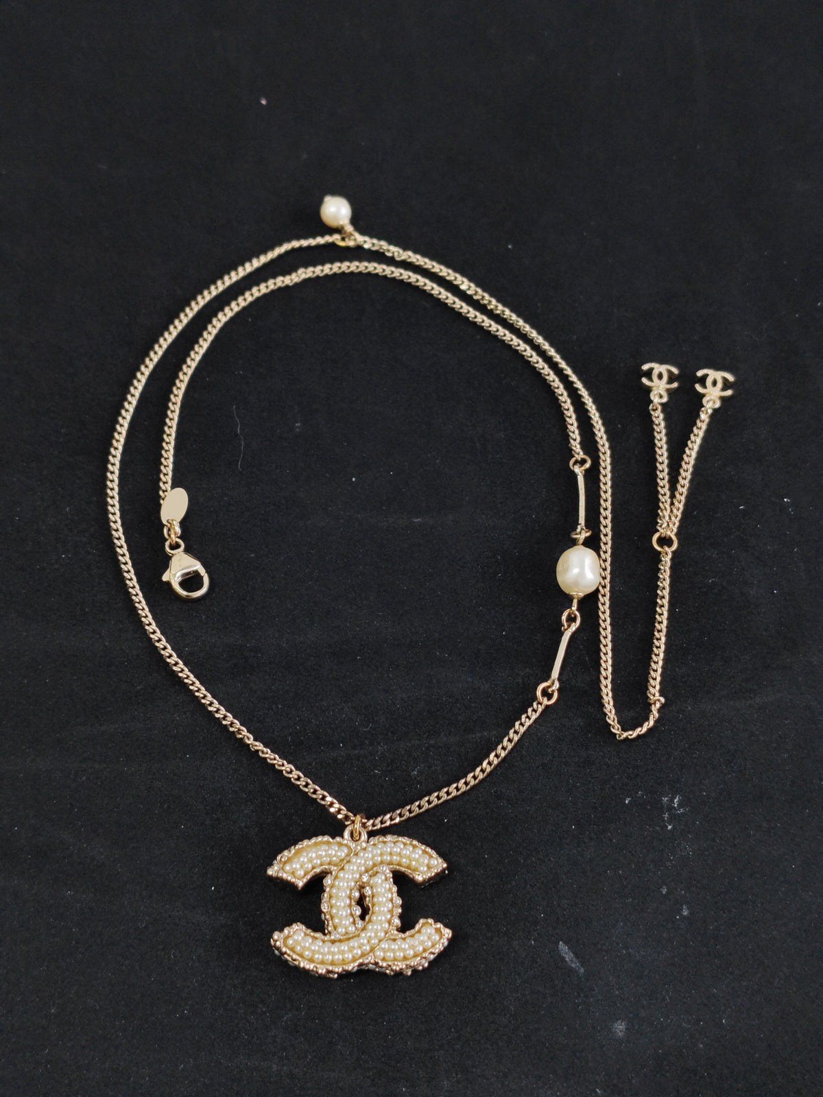 Chanel - Other - Crystal - Gold