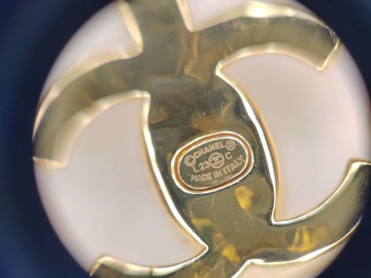 Chanel - Other - Crystal - Gold