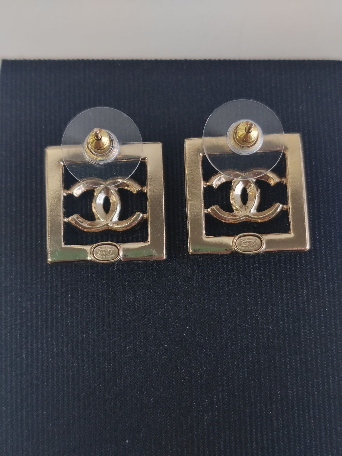 Chanel - Other - Crystal - Gold