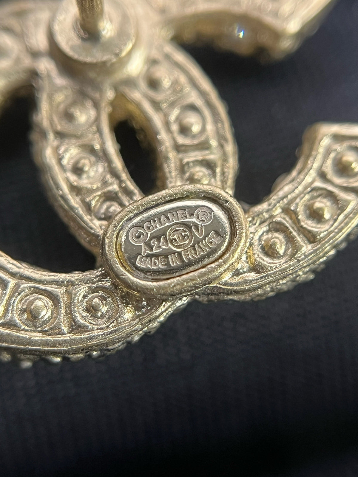 Chanel - Other - Crystal - Gold