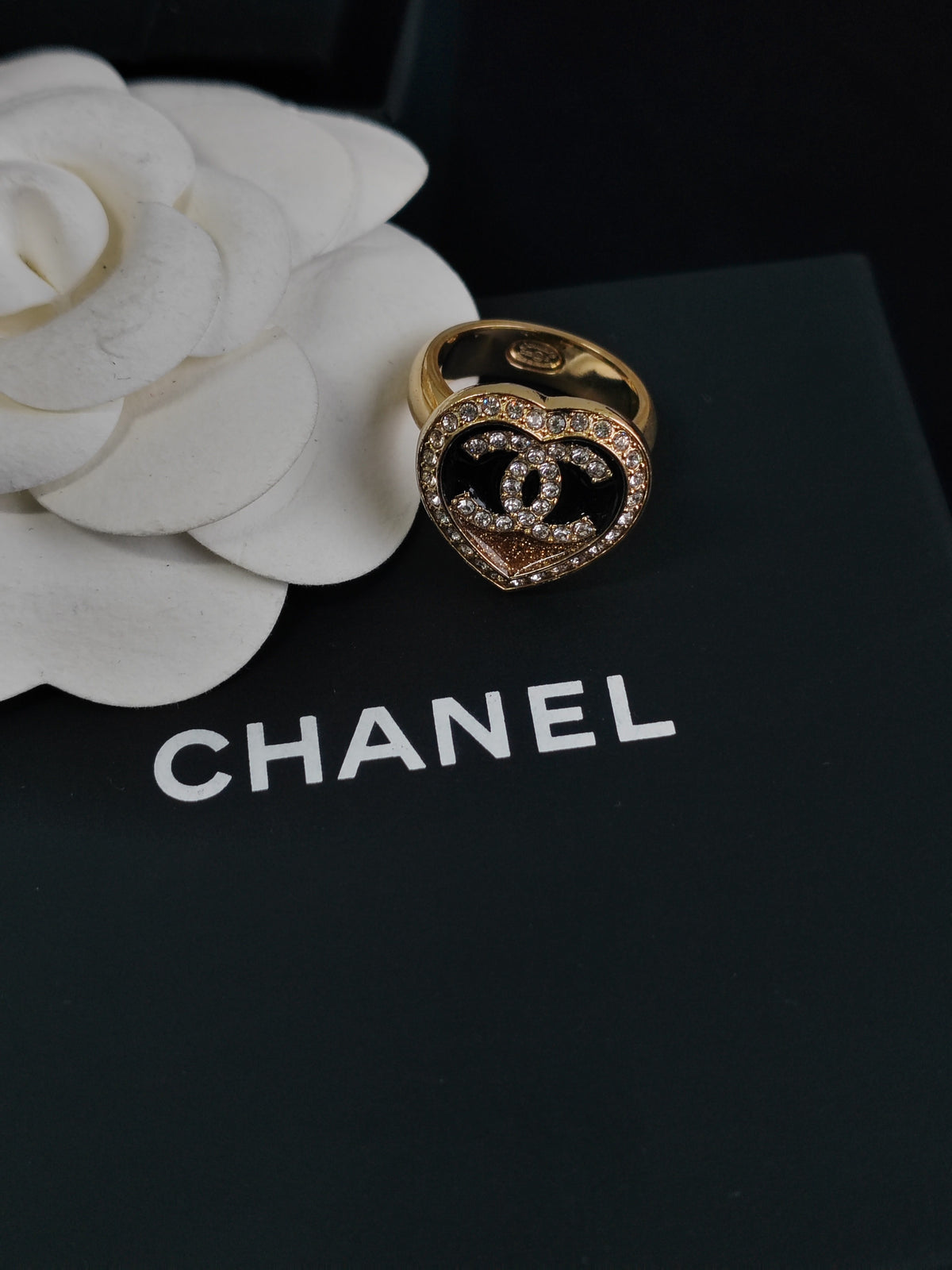 Chanel - Other - Crystal - Gold - (51)