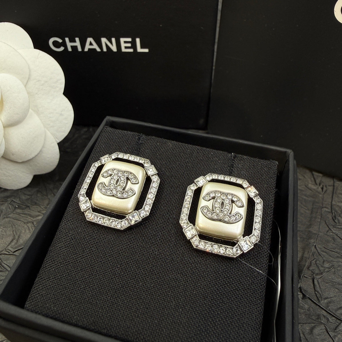 Chanel - Other - Crystal - Grey
