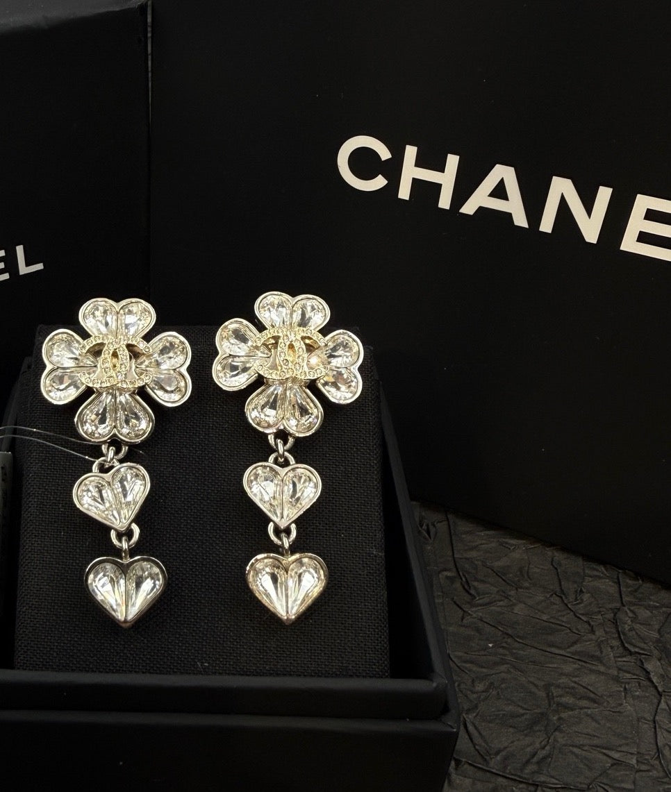 Chanel - Other - Crystal - Silver