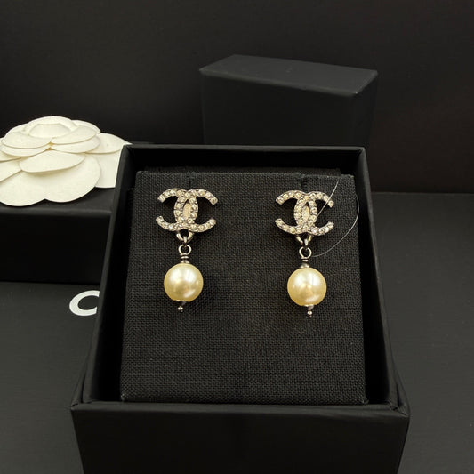 Chanel - Other - Crystal - Silver