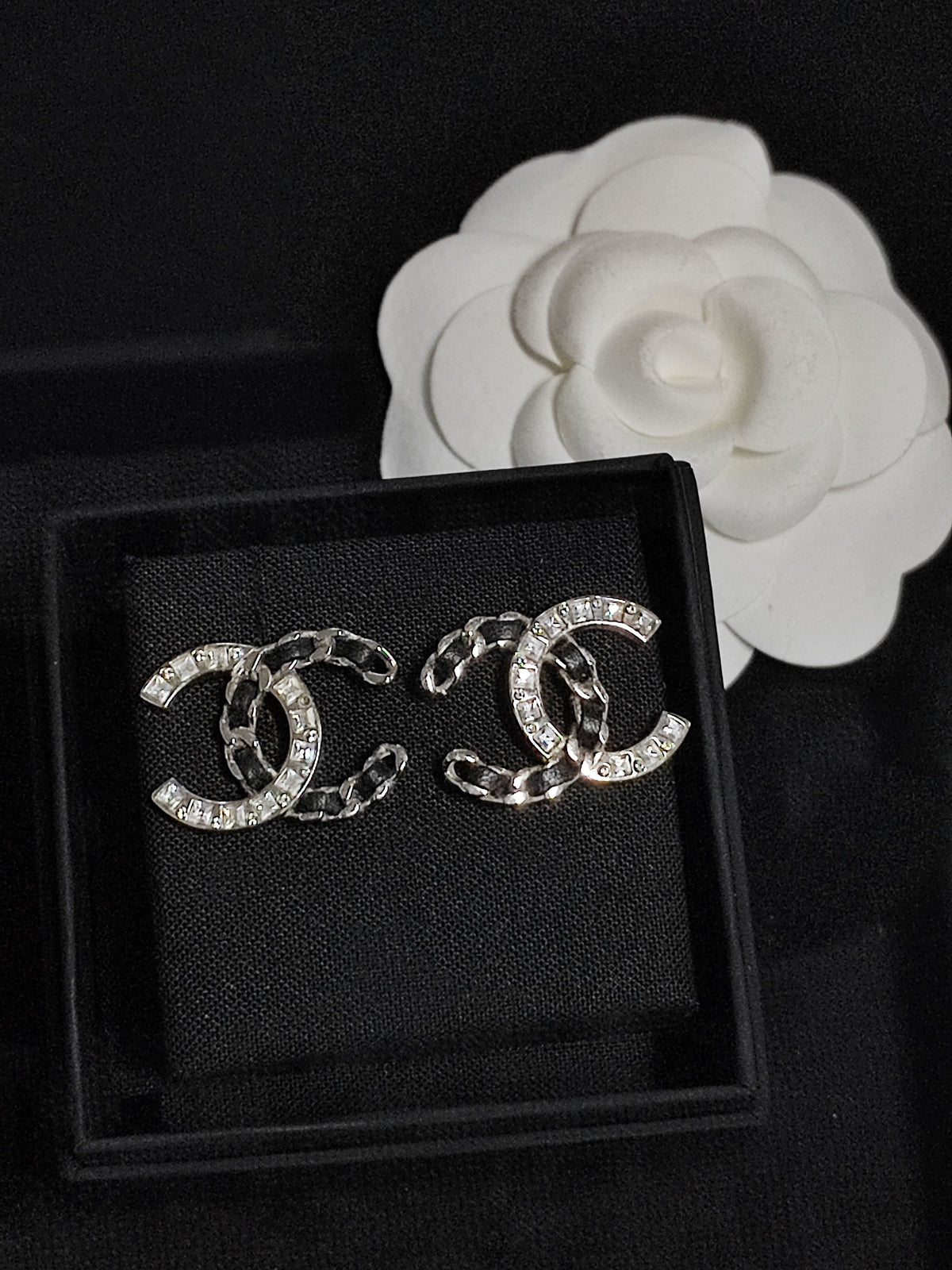 Chanel - Other - Crystal - Silver