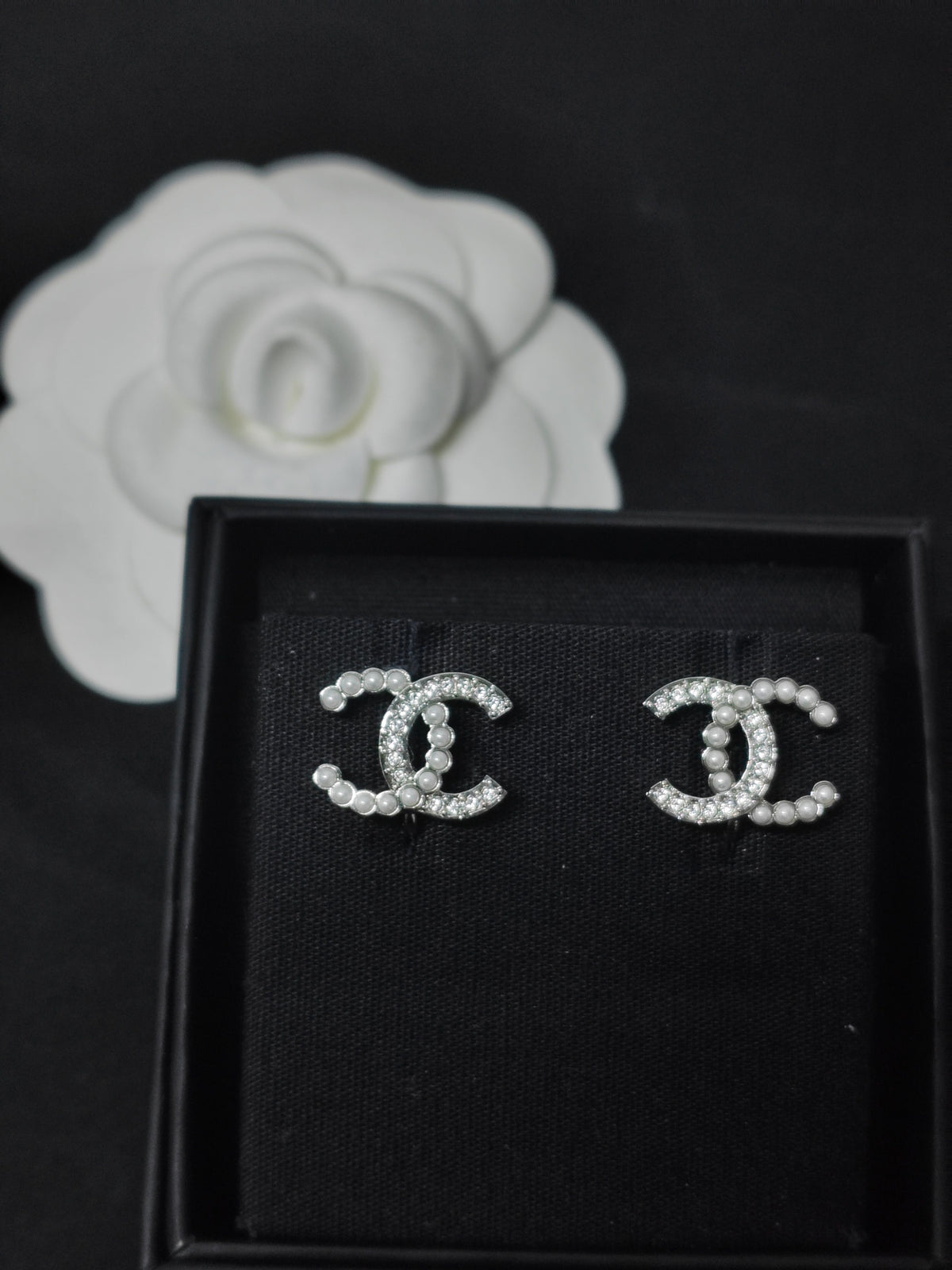 Chanel - Other - Crystal - Silver