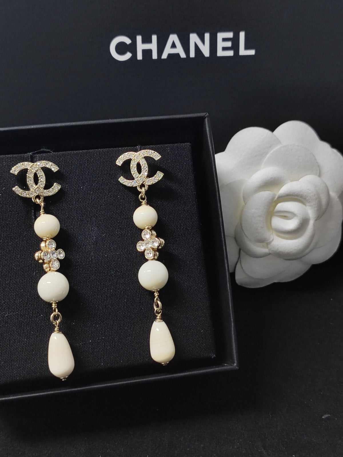 Chanel - Other - Crystal - Silver
