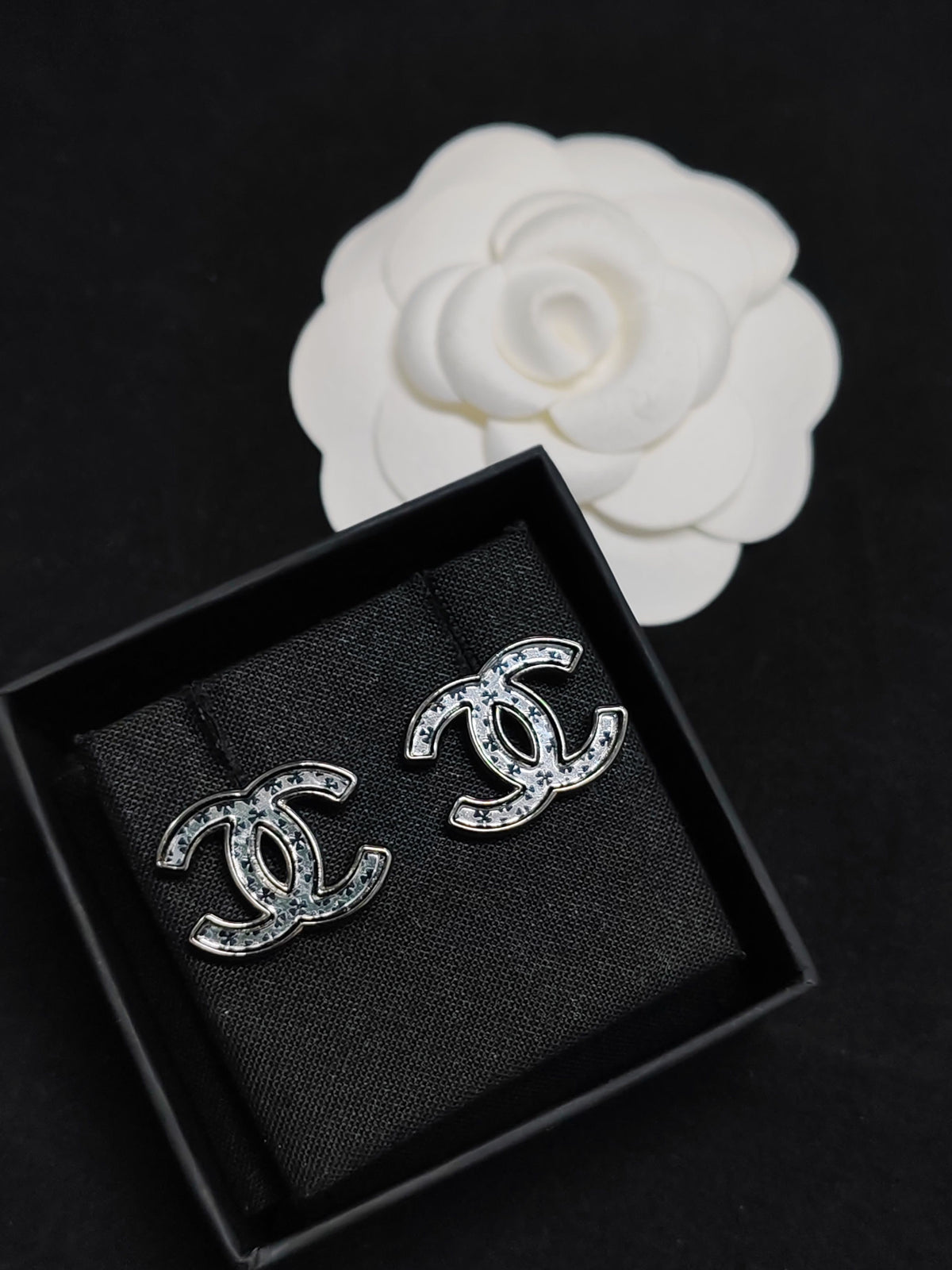Chanel - Other - Crystal - Silver