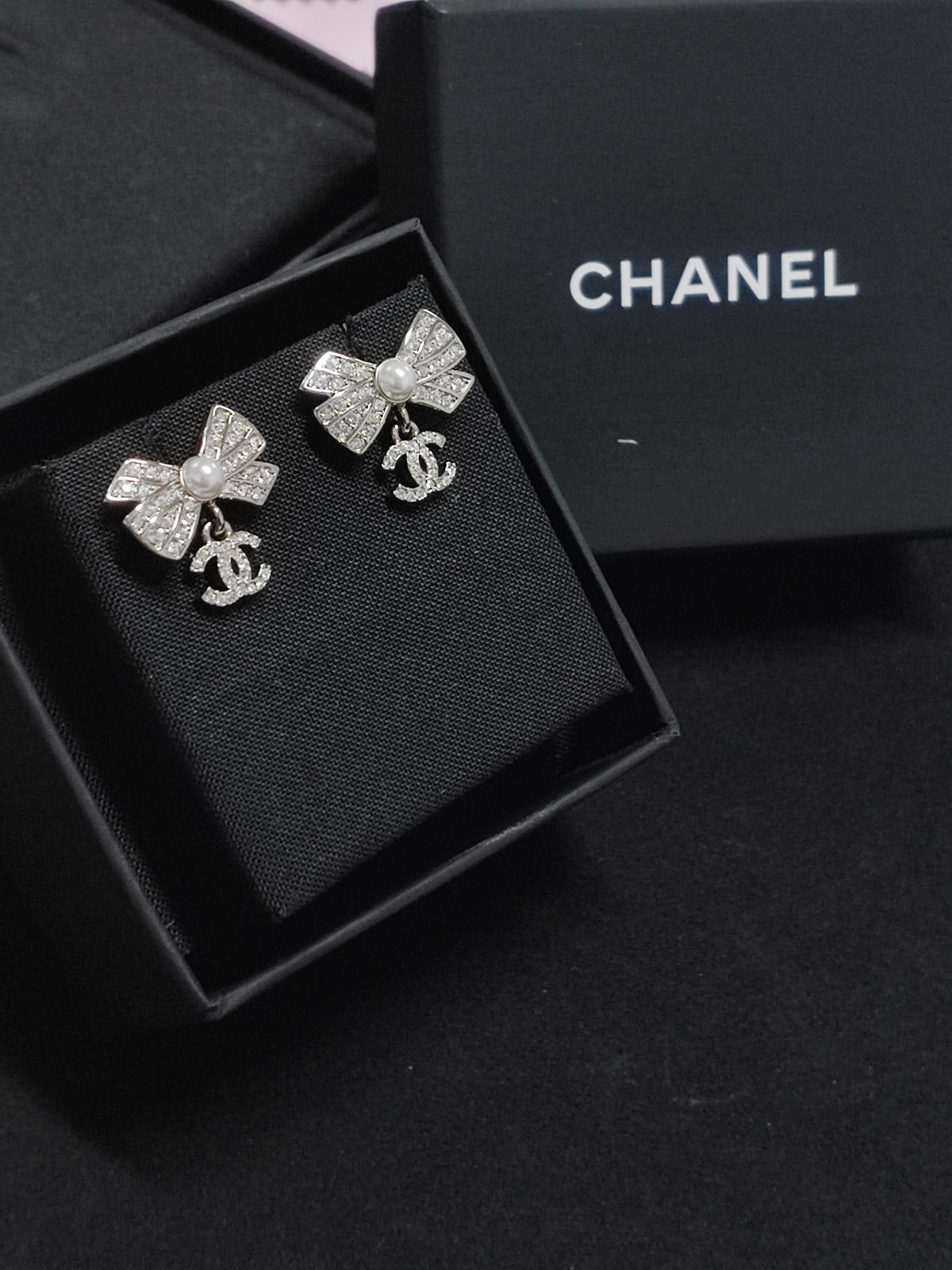Chanel - Other - Crystal - Silver