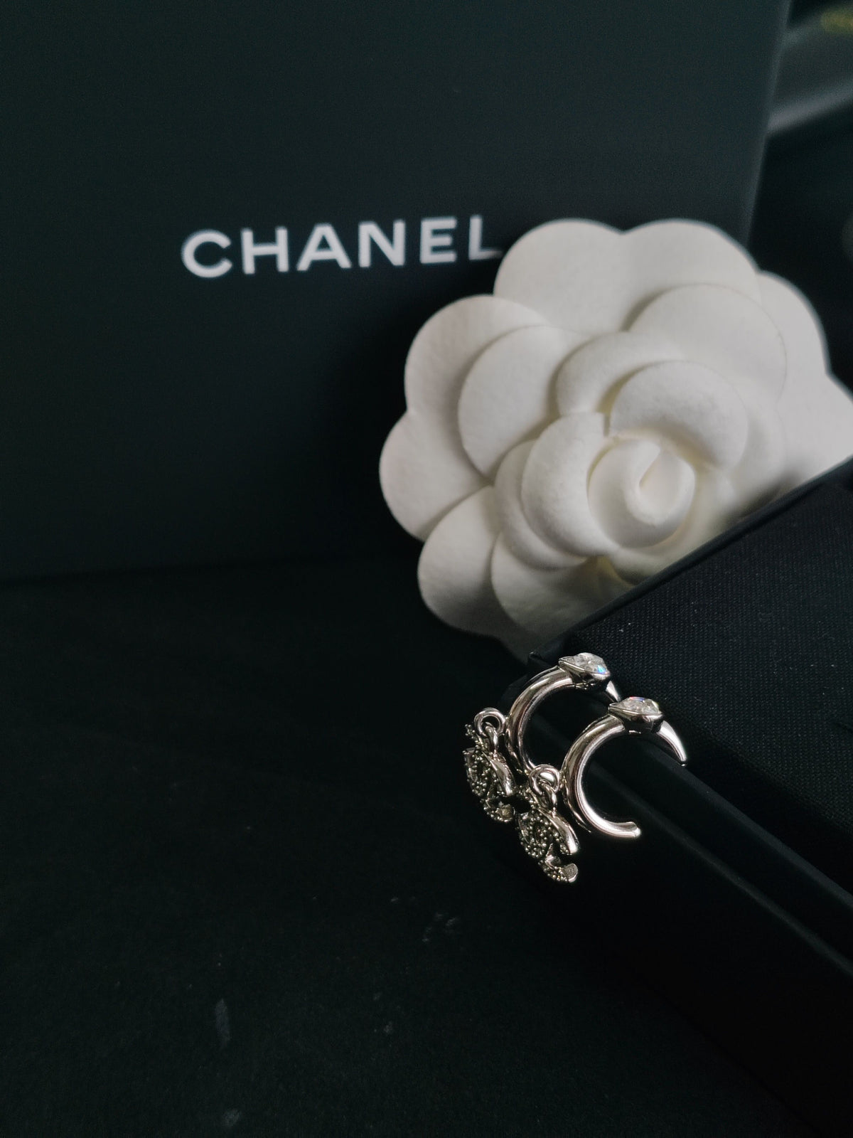 Chanel - Other - Crystal - Silver